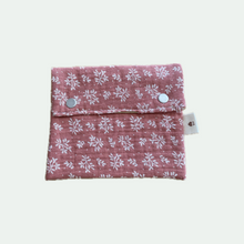 Load image into Gallery viewer, Soap pouch